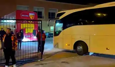Kayserispor Taraftarları Tesisleri Bastı! Protesto Var!