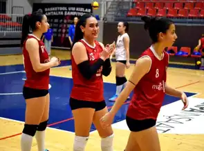 Reyhan Dosay, Kepez'de Gençlere Yol Gösteriyor