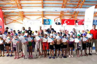 Düzce'de "Yüzme Bilmeyen Kalmasın" Projesi Belgeleri Dağıtıldı