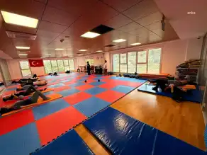 İzmir'de MS Hastaları İçin Pilates Programı Sonlandı
