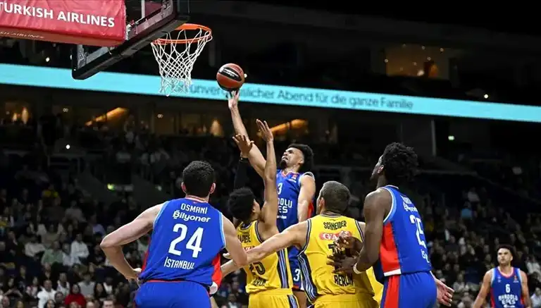 EuroLeague'de Fenerbahçe ve Anadolu Efes Maçları