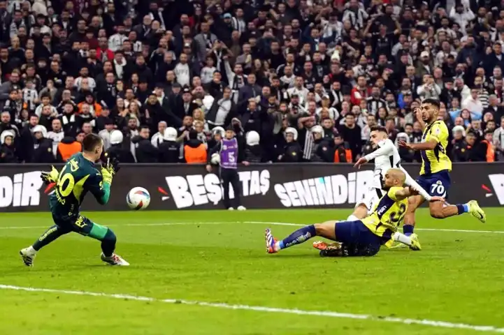 Fenerbahçe'nin Uzun Deplasman Seri Sonu