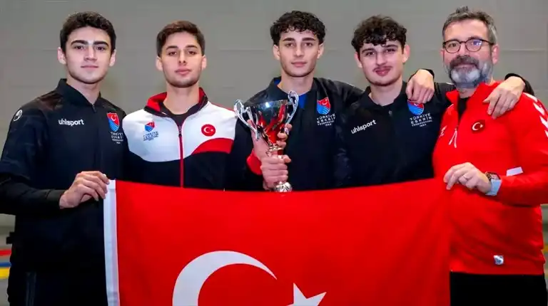 Türkiye Erkek Eskrim Takımı Dünya Kupası'nda Bronz Madalya Kazandı!